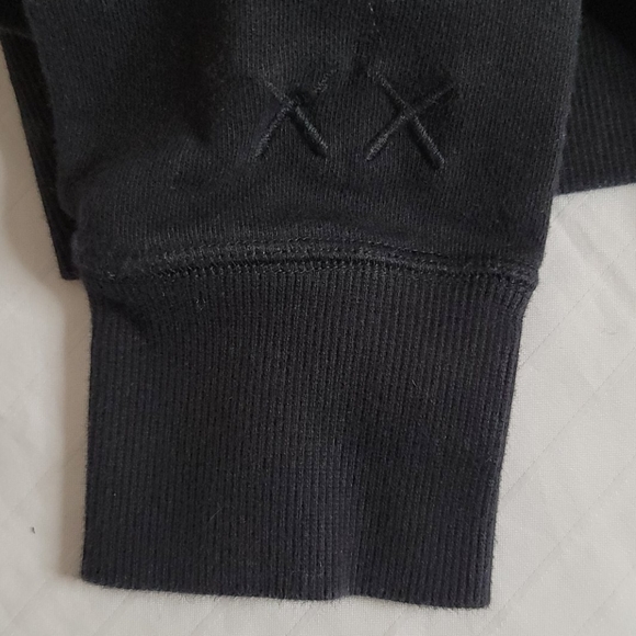 KAWS Uniqlo Limited Peanuts Logo Hoodie Sweatshirt - Picture 11 of 12